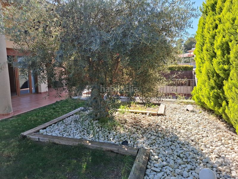 Foto d0b45c1e-7db5-43d0-bcef-3d8f619025f7. Xalet amb calefacció aparcament piscina a El Esparragal Murcia