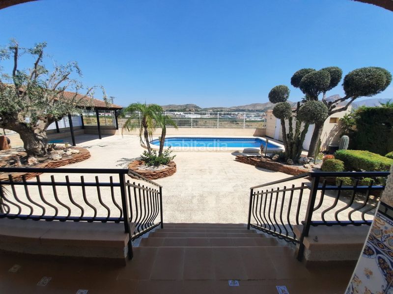 Foto d32e1392-9963-4449-8a84-f7ff64a36725. Xalet amb aparcament piscina a El Esparragal Murcia
