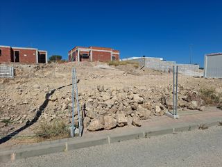 Terreno residenziale  Calle de los pinos. Parcela urbana en zona residencial de monte cantalar  murcia nor