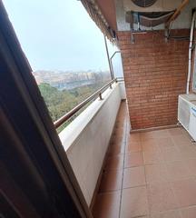 Pis  Carrer de lalcalde mart figueras i castillo. Piso en centro de esplugues con mucha luz y ascensor