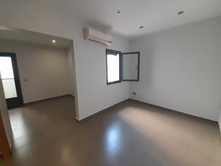 Pis  Carrer dels naranjos. Luz, estilo y comodidad a un paso de esplugues – piso exclusivo