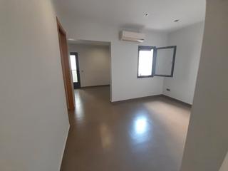 Pis  Carrer dels naranjos. Luz, estilo y comodidad a un paso de esplugues – piso exclusivo