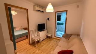 Etagenwohnung in Carrer Mare de Déu dels Desemparats