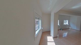 Pis  Carrer joventut. Vivienda reformada en rentabilidad con inquilino - collblanc