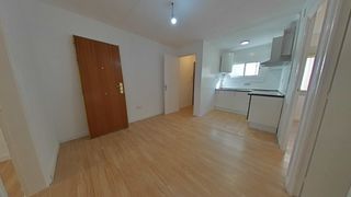 Pis a Carrer del general prim 64. Vivienda reformada en rentabilidad con inquilino - santa eulalia