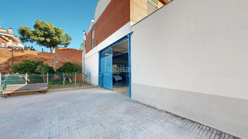 Foto 12662460-dd63-4ee1-9493-4c2c9e847a0a. Casa amb calefacció aparcament a La Roureda Viladecans