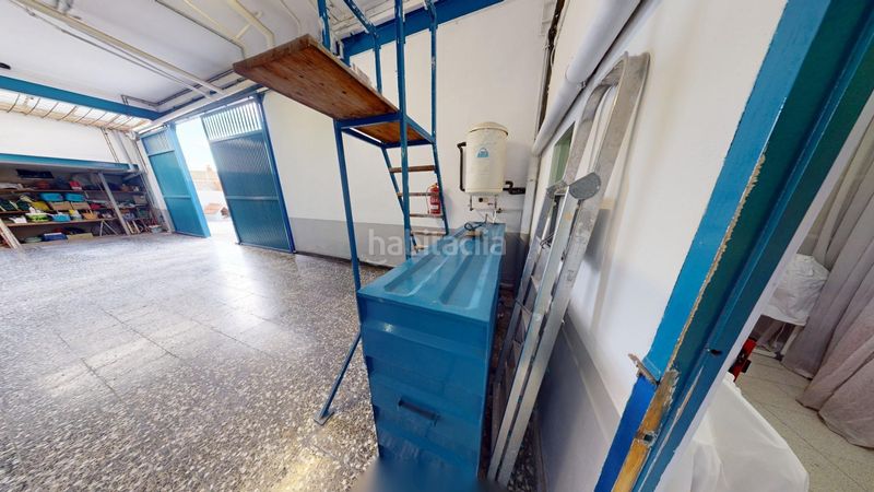 Foto 78d655d9-ce64-477a-ad14-25c3a5fa905f. Casa amb calefacció aparcament a La Roureda Viladecans