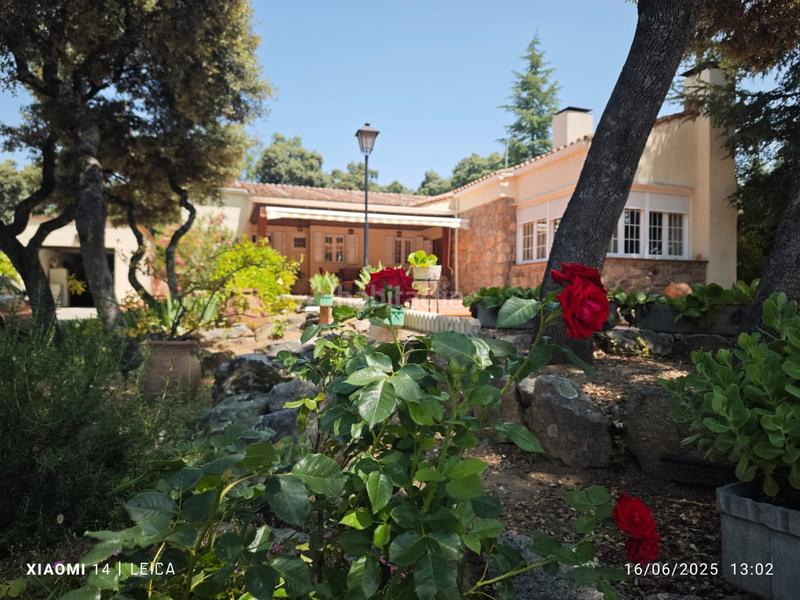 Foto 973f95a6-0ef5-466c-b311-18873476a50f. Chalet dans Cerro Alarcón Valdemorillo