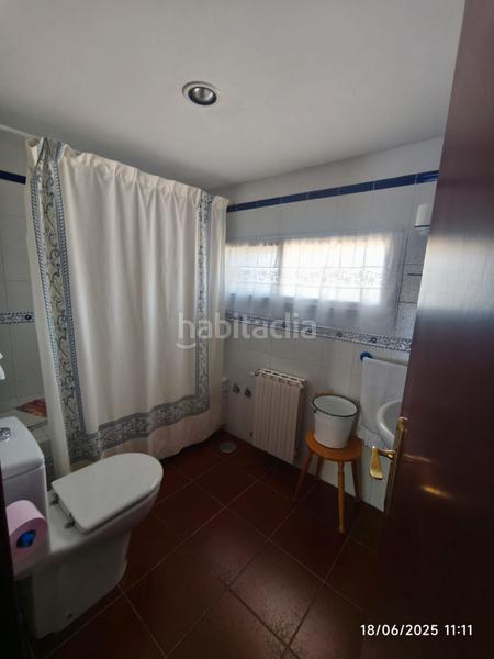 Foto 18ee70ce-1c77-4da5-ba7b-c48a7f0ff133. Xalet amb xemeneia calefacció aparcament piscina a Valdemorillo