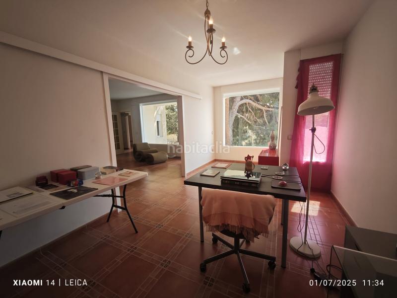 Foto 2f3e4b6e-0680-437d-8dfd-1d3f37fcc339. Chalet vivienda unifamiliar de diseño con piscina privada y bonita parcela. en Valdemorillo