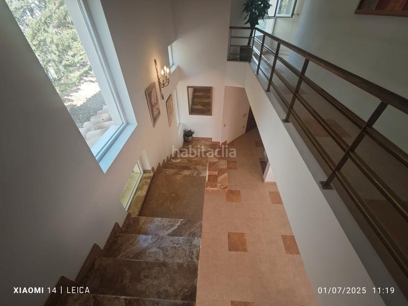 Foto 84833be5-abf0-4be7-8a6a-6b4d18c39439. Chalet vivienda unifamiliar de diseño con piscina privada y bonita parcela. en Valdemorillo