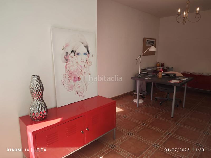 Foto c7fc0bdc-5b82-4f39-b416-b6e0ec974f03. Chalet vivienda unifamiliar de diseño con piscina privada y bonita parcela. en Valdemorillo