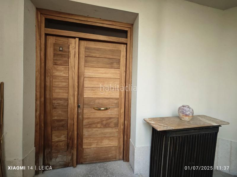 Foto d925c525-2632-4505-ad78-414b54e56cfb. Chalet vivienda unifamiliar de diseño con piscina privada y bonita parcela. en Valdemorillo
