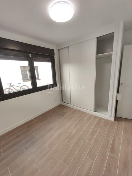 Foto c3fe2b62-575e-4562-b0a2-6100309e48d2. Alquiler piso  a estrenar con patio en Navalagamella