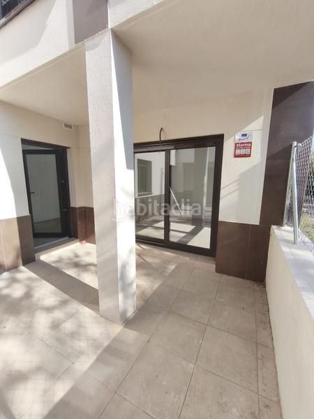 Foto f3f40b3f-7313-485a-b7a7-6f7407b13306. Alquiler piso  a estrenar con patio en Navalagamella