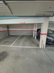 Autoparkplatz  Calle jardín. Plaza de parking mas trastero en residencial muy centrico de val