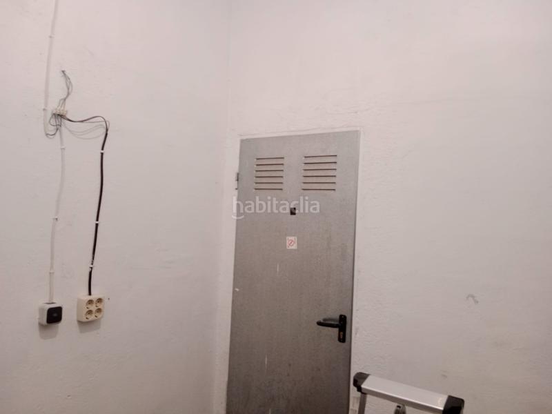 Foto 09e1ffe4-3ba2-4b96-b339-67e4f5ddd3f1. Aparcament cotxe a Valdemorillo pueblo Valdemorillo