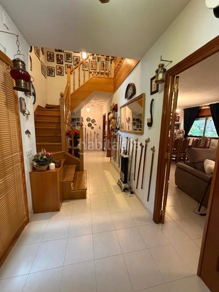 Foto 1d9fcb51-a141-4d82-9d50-51146d942861. Chalet con camino riscaldamento parcheggio piscina in Valdemorillo