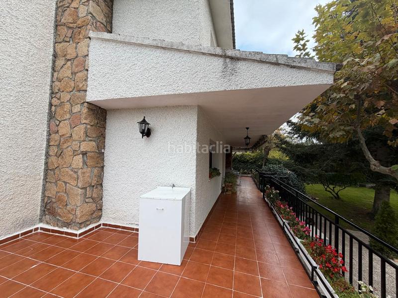 Foto 89174dab-3c89-4420-bbf8-b3162a204d44. Chalet con camino riscaldamento parcheggio piscina in Valdemorillo