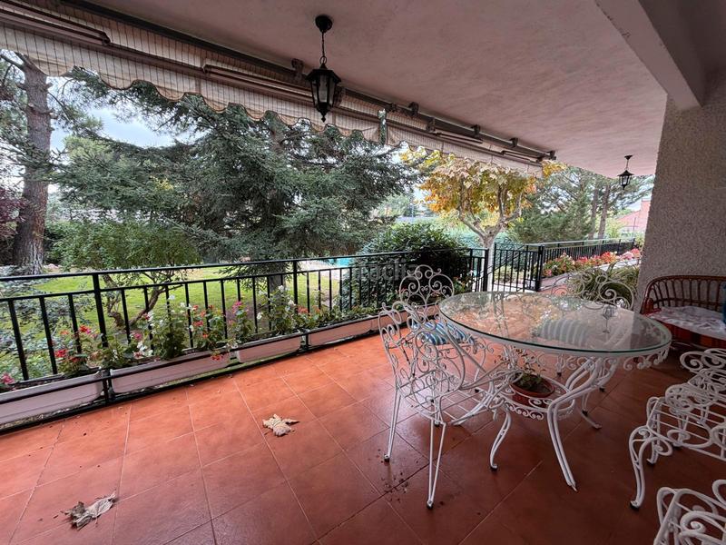 Foto c90ae457-b731-4128-8e70-1b24a4013589. Chalet con camino riscaldamento parcheggio piscina in Valdemorillo