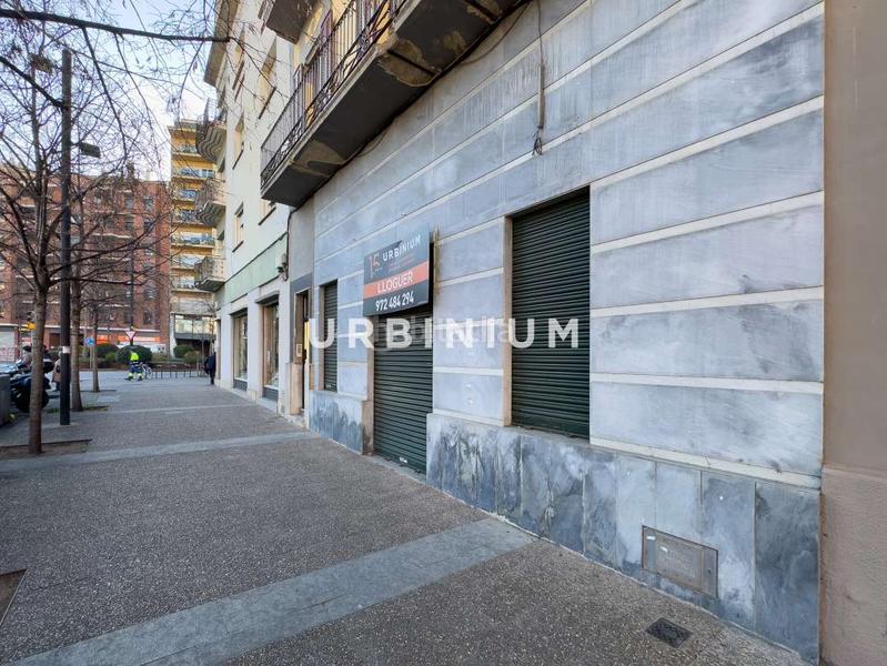 Foto 79c9f7ba-22e5-4bd9-a776-b75db4e0805d. Alquiler local comercial local en plaza del lleó en Girona