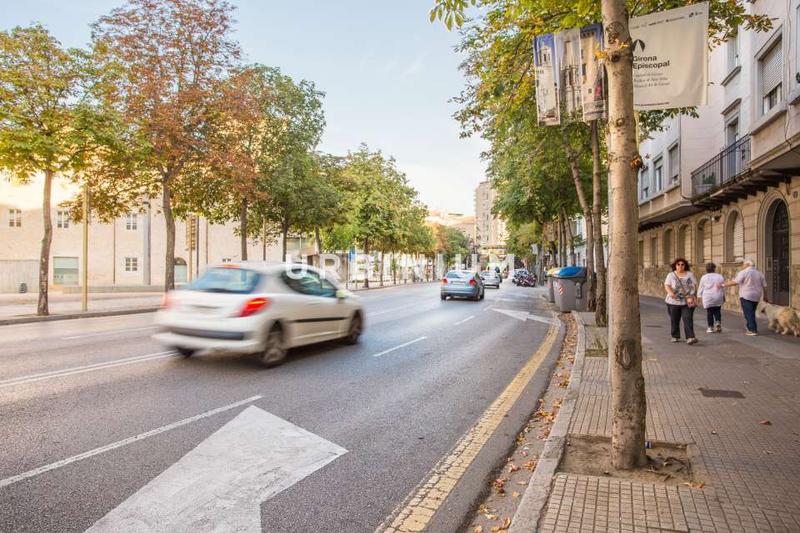 Foto 5c72a14c-ace2-4f52-bde5-4907afc26f9f. Location bureau avec parking dans Eixample Nord Girona