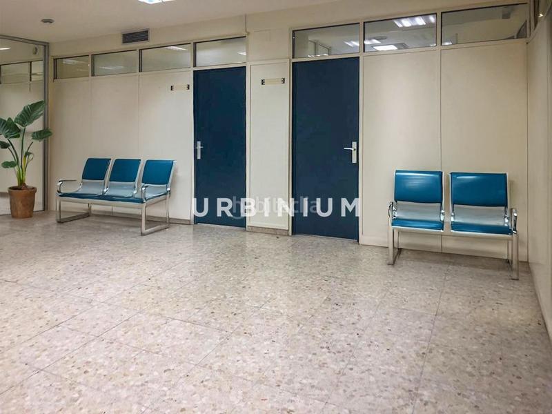 Foto 70b7c8a7-2315-4022-8b60-bafa38dc2c5c. Location local commercial dans Eixample Nord Girona