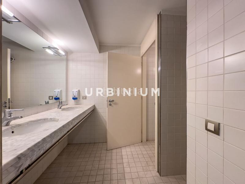 Foto 460fee68-3d27-4b45-85cb-e565c6e1ff2c. Alquiler local comercial local alquiler juli garreta en Girona