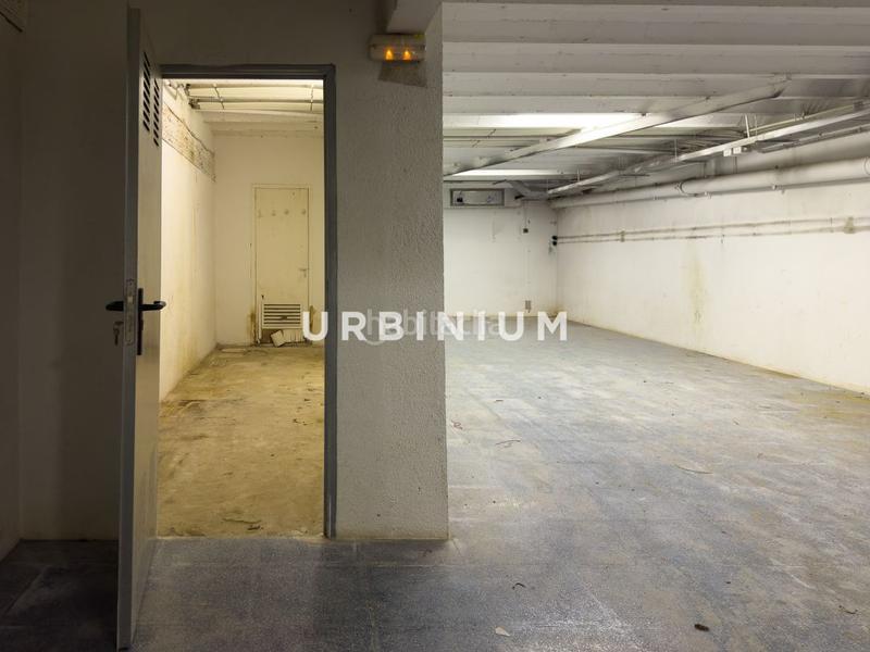 Foto 31c1fed9-5d29-4d3b-b9cc-2f04e9f5e03e. Lloguer local comercial a Eixample Nord Girona