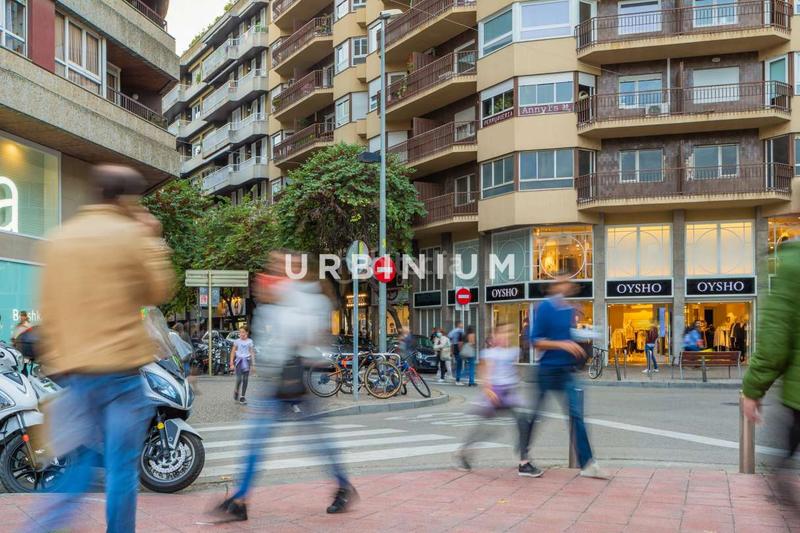 Foto fb0752fd-0f0b-494d-85d0-9f8f0cf12879. Alquiler local comercial local alquiler eixample en Girona