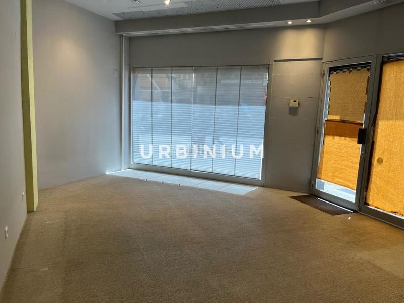 Foto bfef17e6-25f0-4843-893a-87e0928a72e6. Rent business premise in Eixample Nord Girona
