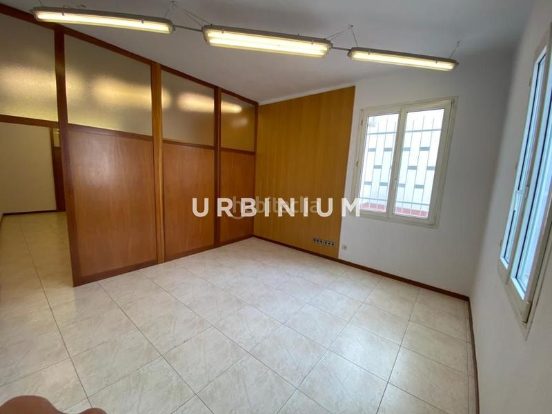 Foto 31eac7e6-51d6-48e8-bed4-e75dabf2e78f. Affitto ufficio in Eixample Nord Girona