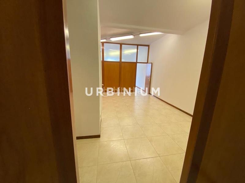 Foto 10f33cf8-fc33-4ee9-9a2c-8872e9b94415. Miete büro in Eixample Nord Girona