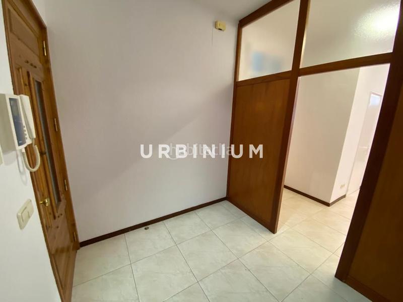 Foto b0a1e488-6aa9-4dd8-9962-7e4f0e3b3011. Miete büro in Eixample Nord Girona