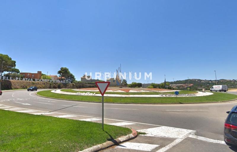 Foto b8f489eb-b0c7-45d0-a381-3ad19f01da51. Location local commercial dans S´Agaró