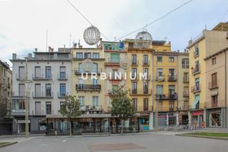 Local Comercial a Olot. Local en rendimiento a olot