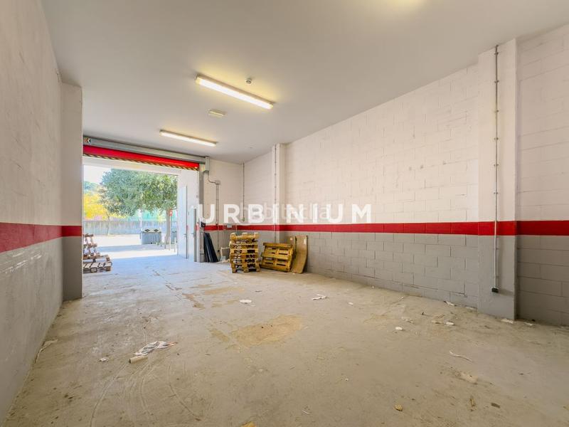 Foto 725dcf09-13b9-4caf-ae5c-e9b18b334410. Rent business premise in Eixample Sud-Migdia Girona