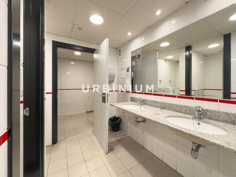 Foto 96cce625-ddc6-4bfc-a512-b7b8394d3957. Rent business premise in Eixample Sud-Migdia Girona