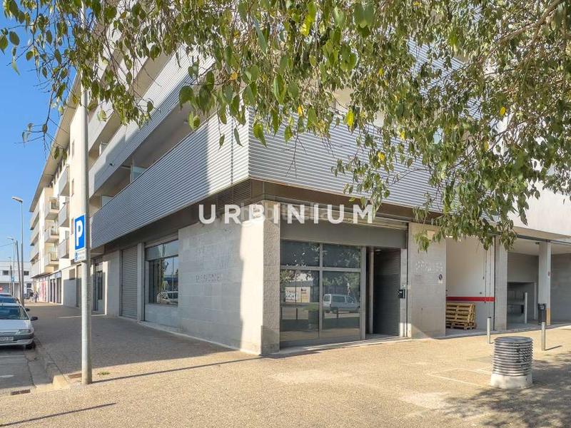 Foto a811eb71-baf9-4b76-9bd6-9923ef903654. Rent business premise in Eixample Sud-Migdia Girona