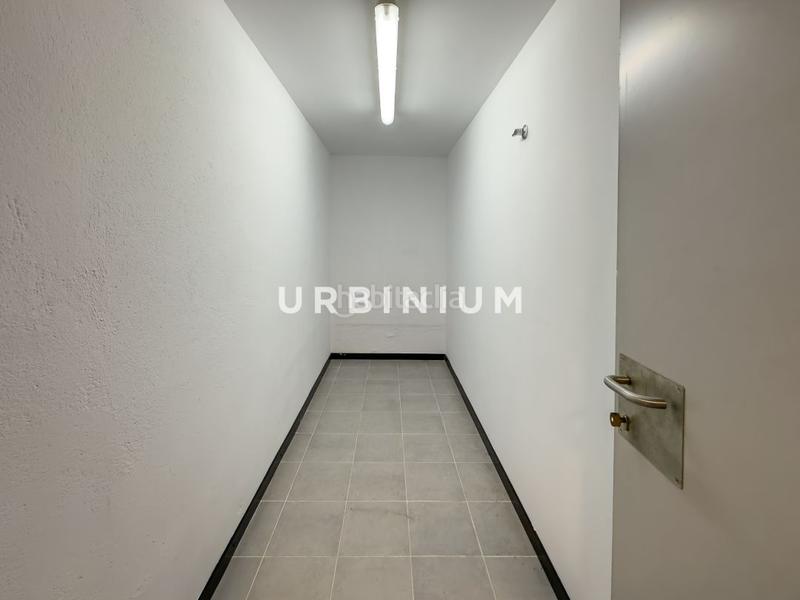 Foto ede131d2-35e4-450e-9b08-6ae02edad8c7. Location local commercial dans Eixample Sud-Migdia Girona
