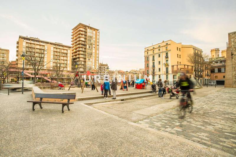 Foto 380743e0-7920-49f9-8aca-d374e3c706df. Miete büro in Centre-Barri Vell Girona