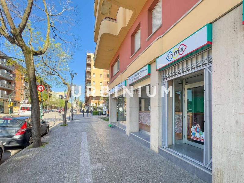 Foto 23132748-5cda-4323-a3ee-322e008f3d20. Lloguer local comercial a Santa Eugenia Girona
