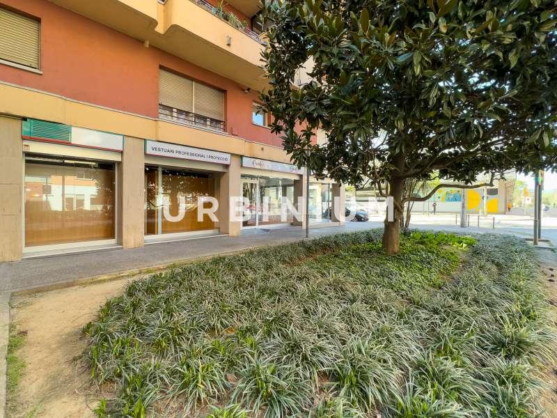 Foto 7a5b5da3-155f-40d8-9f2c-f609516facef. Lloguer local comercial a Santa Eugenia Girona