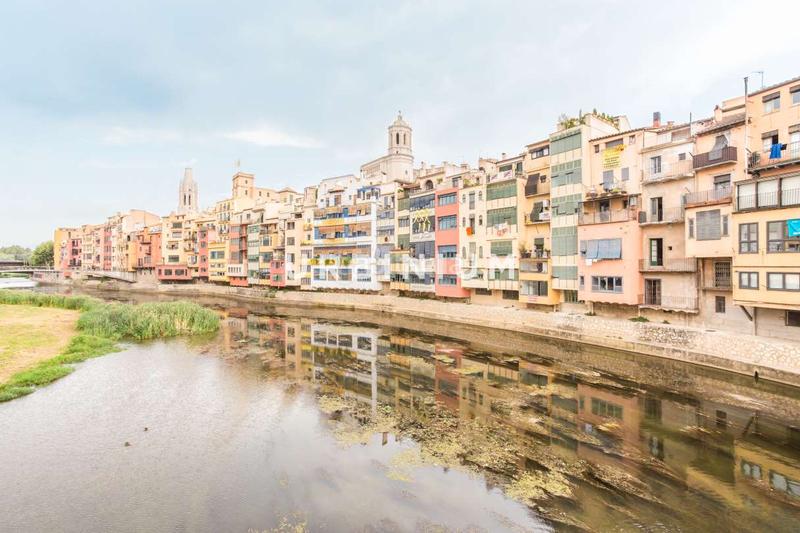 Foto 1909dd8e-e677-434b-afad-3ca8020c4de6. Affitto locale commerciale in Centre-Barri Vell Girona