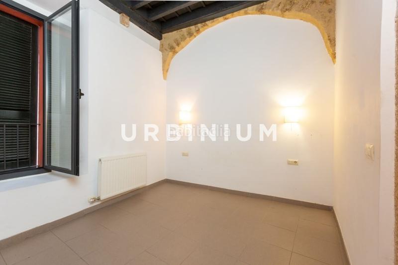 Foto 24852eba-6b43-4e3b-9929-bd8e13c2c7db. Rent flat with heating in Centre-Barri Vell Girona