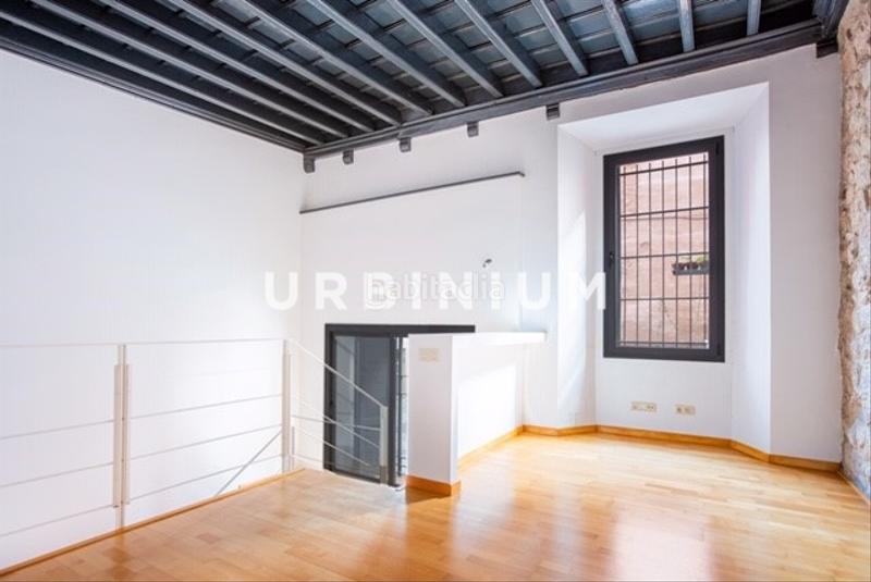 Foto 4847be2d-60fd-4347-ba28-61c99904f9d4. Rent flat with heating in Centre-Barri Vell Girona