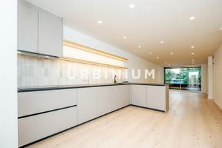 Appartement  Gran via de jaume i. Piso reformado integralmente con galería y terraza en jaume i