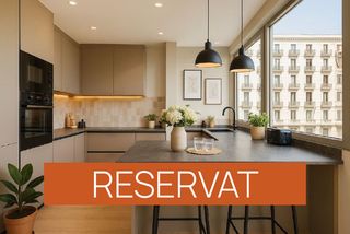 Appartamento  Gran via de jaume i. Piso reformado en plaza 1 doctubre con vistas a la catedral