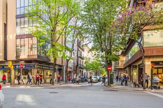 Affitto Locale commerciale in Centre-Barri Vell. Local prime en joan maragall