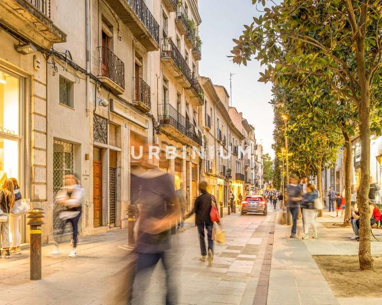 Foto 8145d617-a6aa-4ae2-8aad-323f7c3c2c3b. Miete geschäftsraum in Centre-Barri Vell Girona